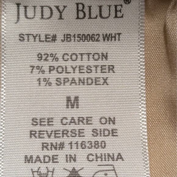 Judy Blue Shorts Women Size Medium White Denim 5 Pocket Bermuda Stretch Raw Edge - Picture 9 of 11